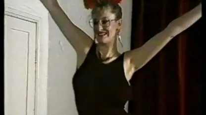 Weboldal egy kupakkal, gombokkal a Szovjetunió autójában csaladipornoingyen