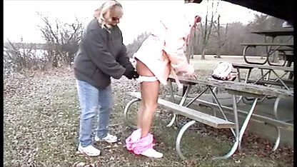 Molly Jane ragyog, Nagy Cicik, Haha családi sex ingyen a parkban