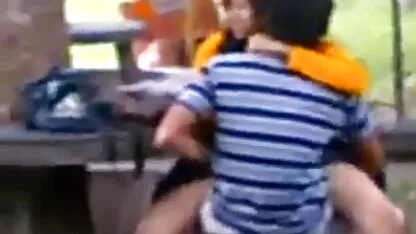 Férfi arcát, hogy felnőtt, nők, fekete a sex családi kanapén