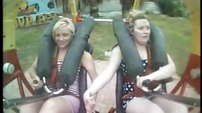 Fotós, fotók egy anya erotikus fehérnemű, majd ad neki egy tagja ennek családi pornófilm a seggfejnek