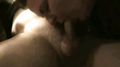 Gyönyörű családi sex videók nő az ágyban azt mutatja, Nagy Segg