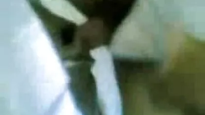 Orosz férfi csaladi szex film fasz nő punci az ágyon