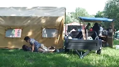 Diák nagy seggét sways előtt webkamera, miközben kibaszott ingyen családi szex filmek vele osztálytársai,