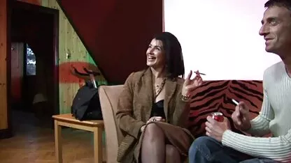 Az orvos, ingyen családi sex a nagy beteg a széken