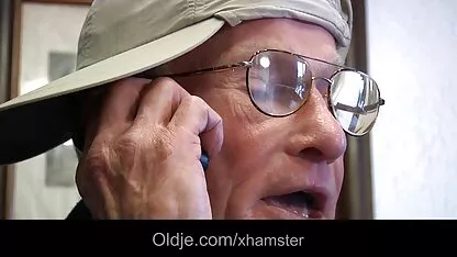 Hűvös a családi sex videó férjével,