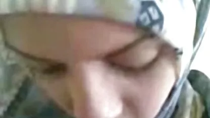 Egy korcsolyázó élvezi bennett venni, hogy küldje el a barátnője vastag stud csaladi szexvideo