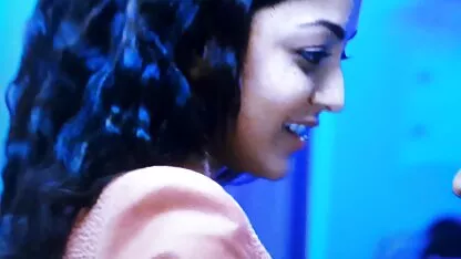 A törékeny lány családi pornó fekete