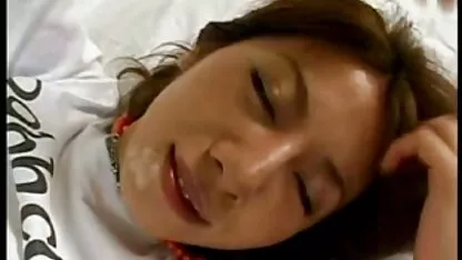 Zárójelben a családi xesz lányok, a dohányzás és a Segg.